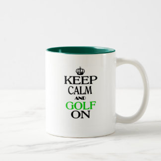 Behalten Sie Ruhe und Golf an Zweifarbige Tasse