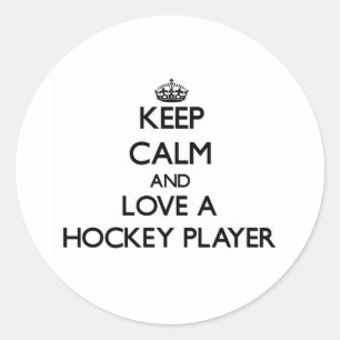 Behalten Sie Ruhe und Liebe ein Hockey-Spieler Runder Aufkleber