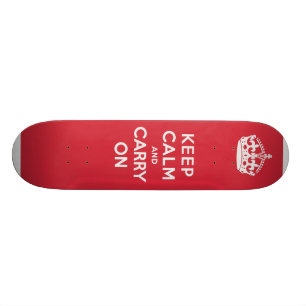 Behalten Sie Ruhe und machen Sie weiter Skateboard