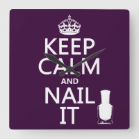 Behalten Sie Ruhe und nageln Sie sie (Nagellack)