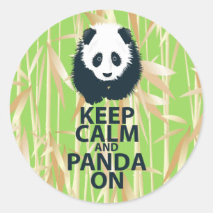 Behalten Sie Ruhe und Panda auf ursprünglichem Runder Aufkleber