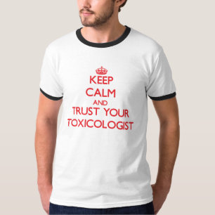 Behalten Sie Ruhe und vertrauen Sie Ihrem T-Shirt
