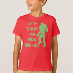 Behalten Sie ruhig und Entdeckung Bigfoot T-Shirt
