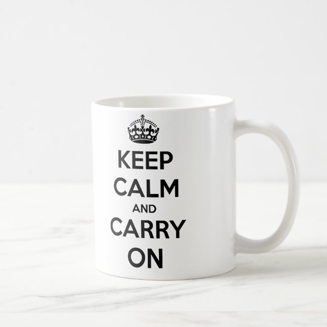 Behalten Sie ruhig und machen Sie die Tasse weiter (Rechts)