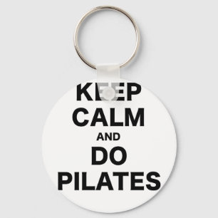 Behalten Sie ruhig und tun Sie Pilates Schlüsselanhänger