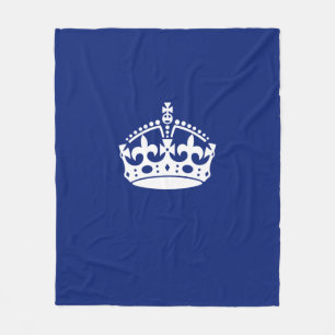 Behalten Sie ruhige Krone auf Marine-Blau Fleecedecke