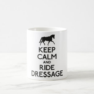 Behalten Sie ruhiger und Fahrdressage Kaffeetasse