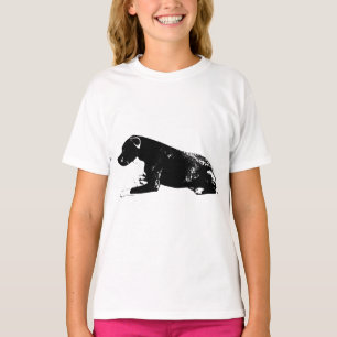 Behutsame Ruhe unter sinkenden Blätter T-Shirt