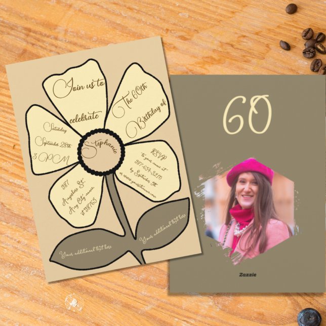 Beige 60. Geburtstag Simple Doodle Blume Einladung (Von Creator hochgeladen)
