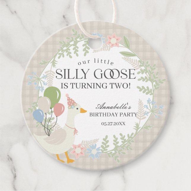 Beige Albern Gänse Floral Gingham Birthday Party Geschenkanhänger (Vorderseite)