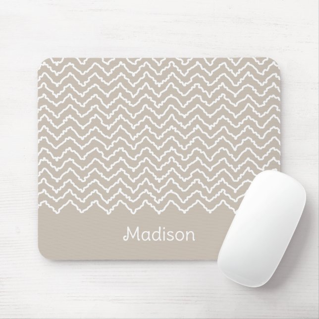 Beige And White Squiggly Chevron Zigzag Pattern Mousepad (Mit Mouse)