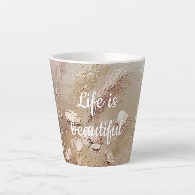 Beige Blush Boho Floral Milchtasse (Vorderseite)