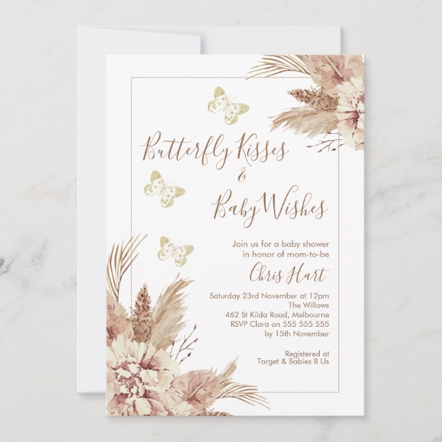 Beige Boho Floral Butterfly Kisses Baby Shower Einladung (Vorderseite)