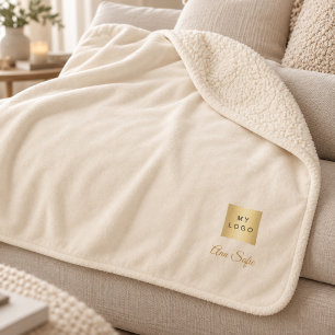 Beige-creme-farbenes Unternehmenslogo Firmenname S Sherpadecke