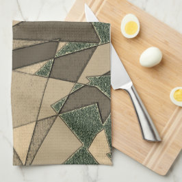 Beige dreieckige Ausschnitt auf dunkelgrünem Hinte Geschirrtuch