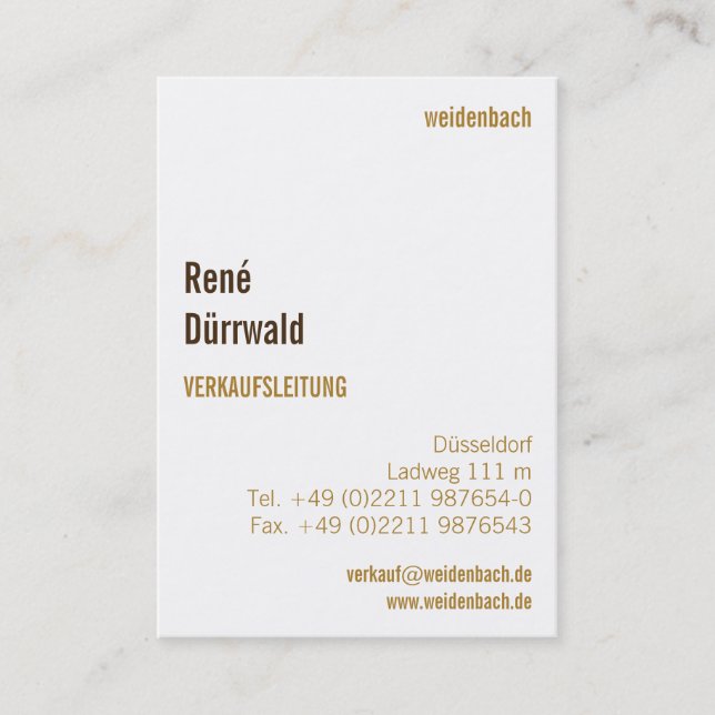 Beige Elegant Visitenkarte (Vorderseite)