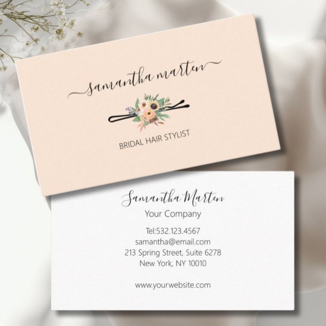 Beige Floral Hair Stylist Visitenkarte (Floral Hair Stylist Business Card)