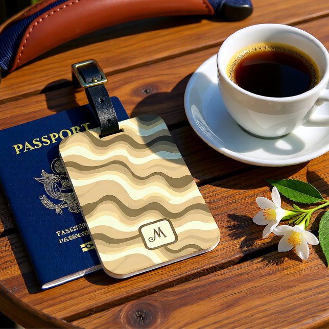 Beige Groovy Retroästhetik - Mit Monogramm Gepäckanhänger (Neutral Beige Groovy Waves Monogram Personalized Luggage Tag)