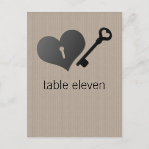 Beige Heart Lock und Key Table Postcard Postkarte