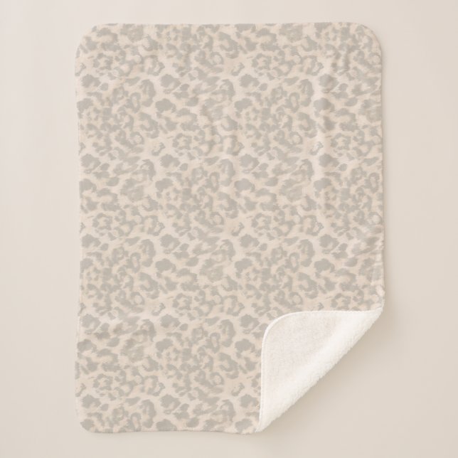 Beige Leopardendrucke. Sherpadecke (Vorderseite)