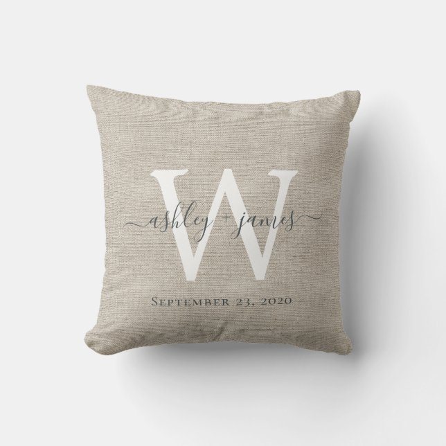 Beige Linen White Monogram Wedding Keepake Kissen (Vorderseite)