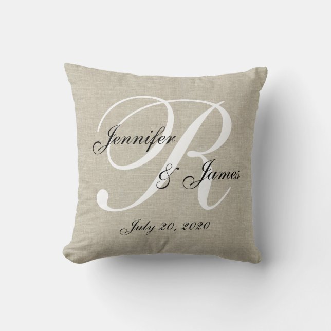 Beige Linen White Monogram Wedding Keepake Pillow Kissen (Vorderseite)