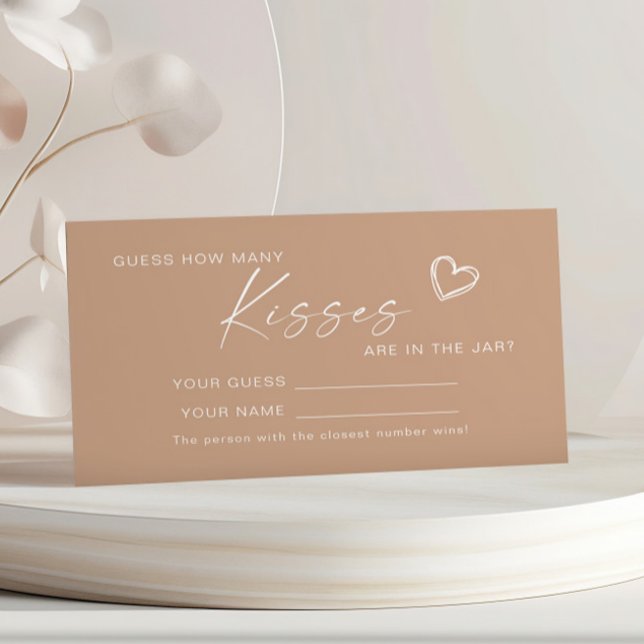 Beige Minimalistisch Wie viele Kisses Shower Game  Platzkarte (Von Creator hochgeladen)