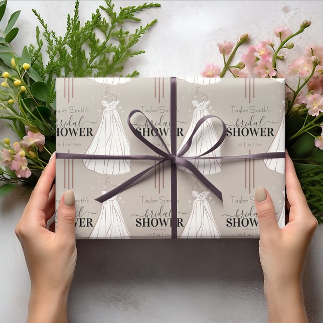 Beige Minimalistisches Brautparty Niedlich Geschenkpapier (Von Creator hochgeladen)