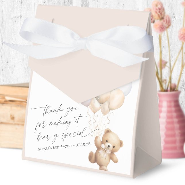Beige Moderne Niedliche Bearly Wartezeit Geschlech Geschenkschachtel (We Can Bearly Wait, Beige Baby Boy Shower Favor Box.)