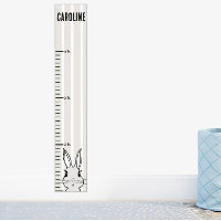 Beige Streifen Bunny Rabbit Growth Chart