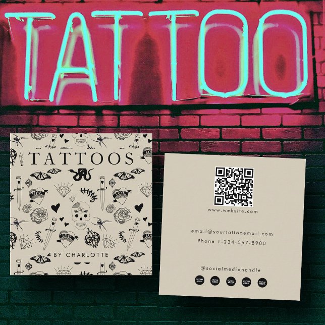 Beige Tattoo Künstler Custom Social Media Icons Quadratische Visitenkarte (Beige Tattoo Artist Custom Social Media Icons Square Business Card)