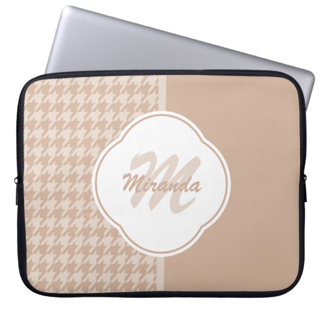 Beige und Tan-Hahnentrittmuster-Monogramm und Name Laptopschutzhülle (Vorderseite)