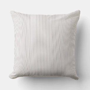 Beige und weißer Ticking-Streifen Kissen
