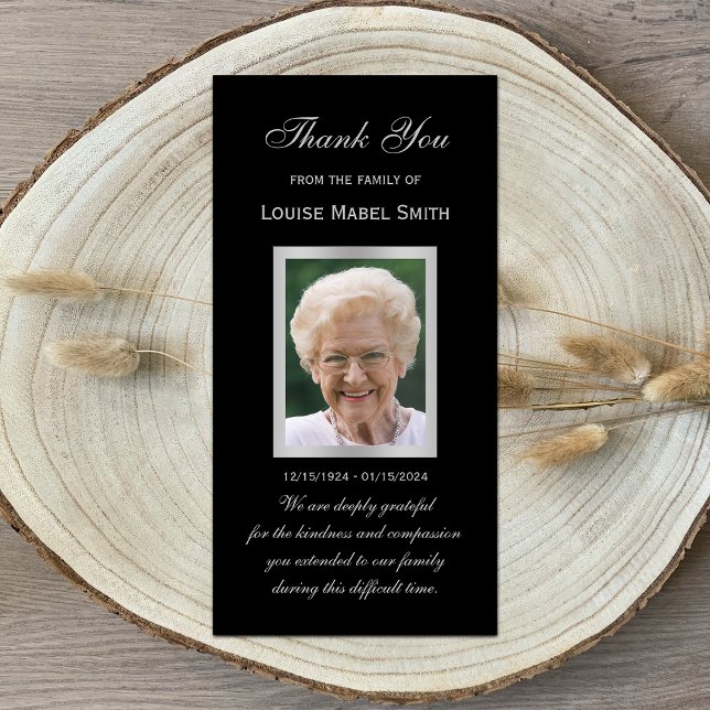 Beileid Memorial Foto Card Schwarz und Silber Ankündigung (Von Creator hochgeladen)