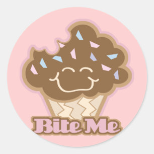 beiß mich Schokoladencupcake Runder Aufkleber
