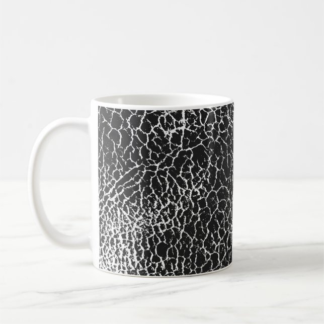 Beklemmte Overlay-Struktur von Krokodil oder Schla Kaffeetasse (Links)
