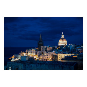 Beleuchtet in der Nacht Valletta Altstadt und Hafe Poster