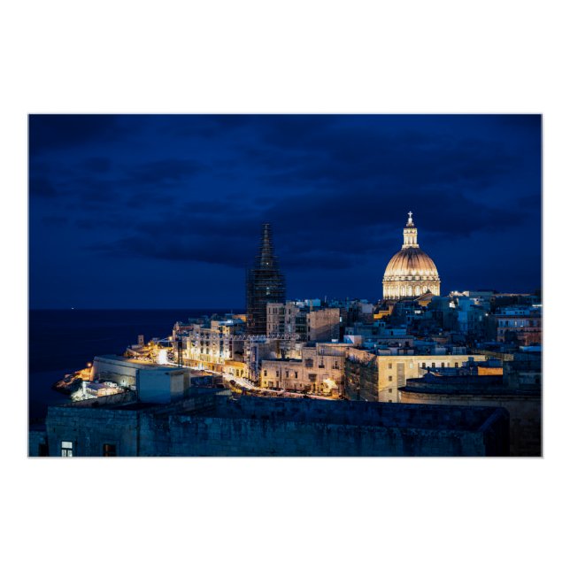 Beleuchtet in der Nacht Valletta Altstadt und Hafe Poster (Vorderseite)