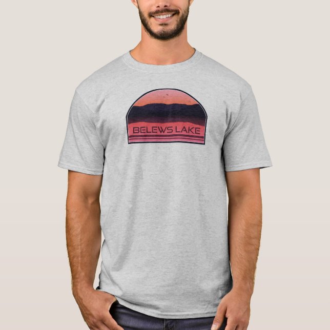 Belews Lake North Carolina Red Sunrise T-Shirt (Vorderseite)