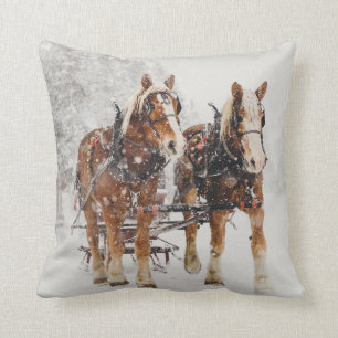 Belgisches Pferdeteam Wintery Weihnachtszene Kissen