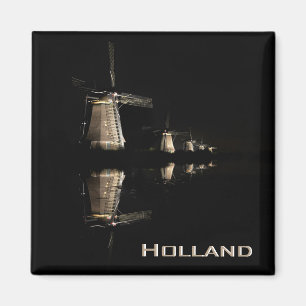 Belichtete Windmühlen am Nachttextmagneten Magnet