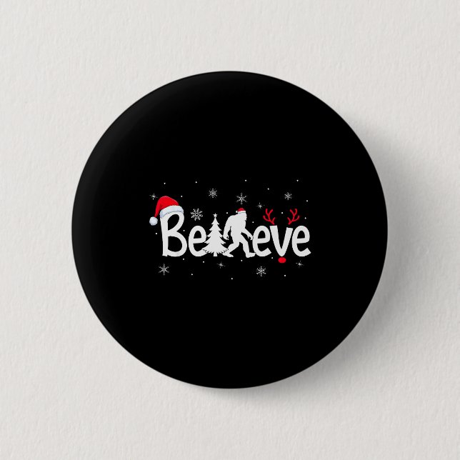 Believe Bigfoot Sasquatch Reindeer Santa Hat Merry Button (Vorderseite)
