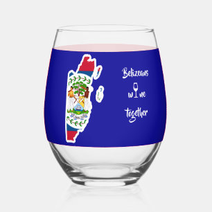 Belizeaner trinken gemeinsam Blau Weinglas Ohne Stiel