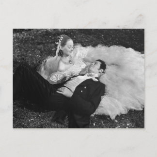 Belle carte postale Vintage mariée et chambre