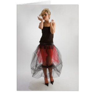 Belle fille en jupe diaphane