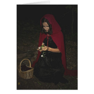 Belle petite carte rouge de capuchon (blanc)