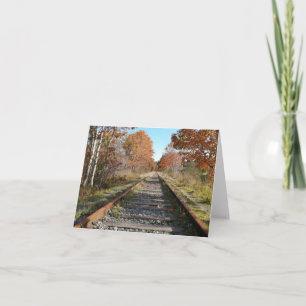 Belle piste de train d'automne carte blanche