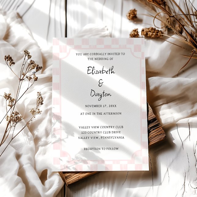 Bemalte Hochzeit im Schachbrettmuster Rosa Einladung (Von Creator hochgeladen)