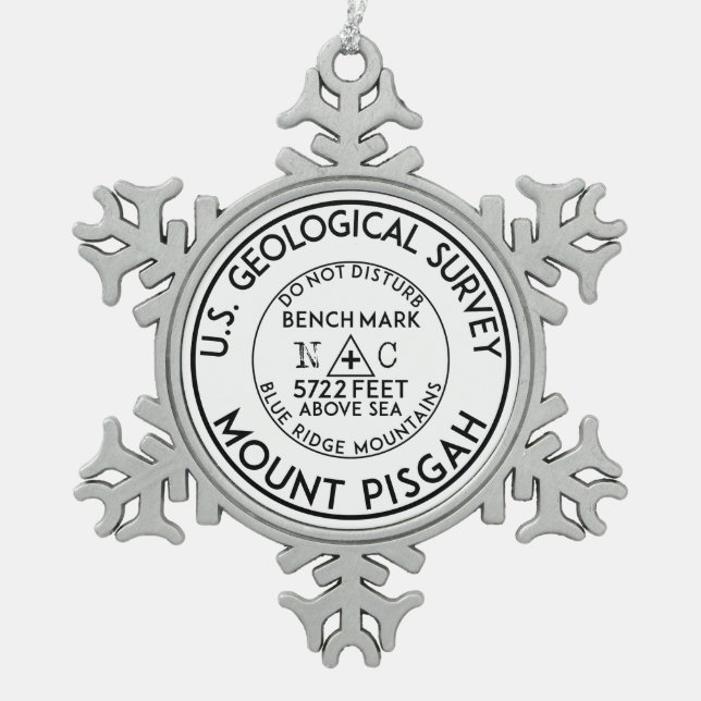 BENCHMARK BERG PISGAH NORDCAROLINA SCHNEEFLOCKEN Zinn-Ornament (Vorderseite)