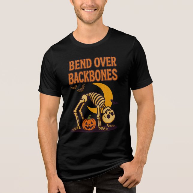 Bend Over Backbones Funny Skeleton Yoga Halloween Tri-Blend Shirt (Vorderseite)